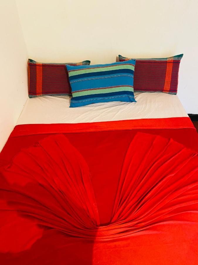Niwasa House Otel Nuwara Eliya Dış mekan fotoğraf